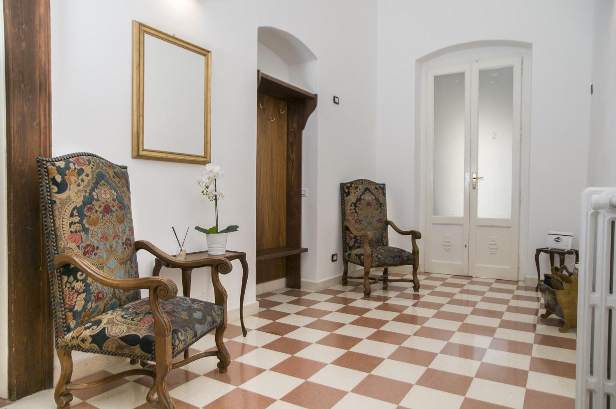 Palazzo Italia Apartments Bari Exteriör bild